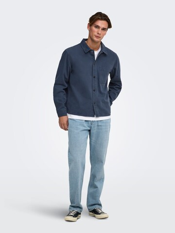 Coupe regular Chemise business 'ONSTimes' Only & Sons en bleu