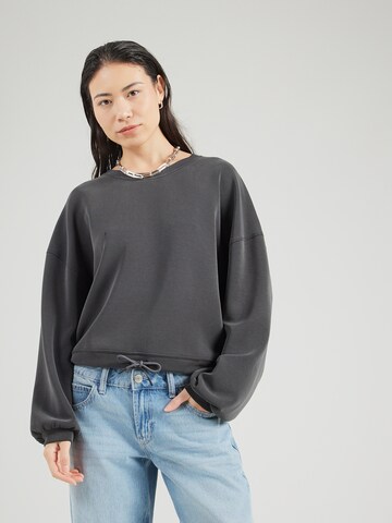 alife & kickin Tréning póló 'MeredithAK N' - fekete: elől