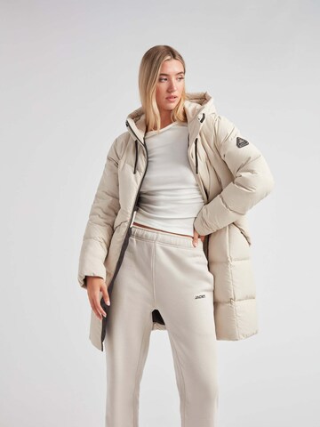 JACK1T Outdoorjas ' Black Star Puffer Coat Matt ' in Wit