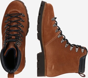 TOMMY HILFIGER Veterboots in Bruin