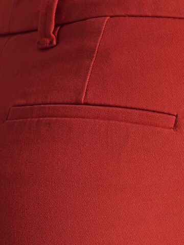 Regular Pantalon MADELEINE en rouge