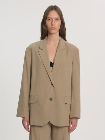 EDITED Blazer 'Arwen' in Beige: Vorderseite