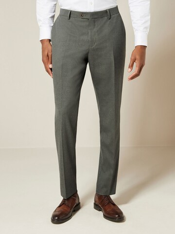 Coupe slim Pantalon chino 'Motion Flex' Next en vert : devant
