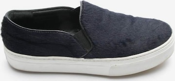 Céline Flats & Loafers in 36 in Blue: front