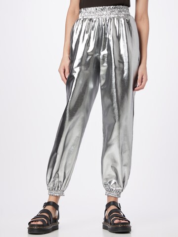RAIINE Tapered Pants 'BOWERY' in Grey: front