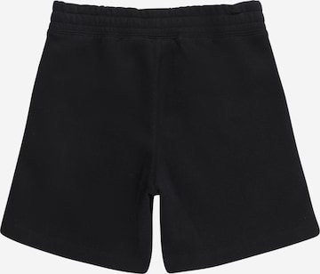 Nike Sportswear - regular Pantalón en negro