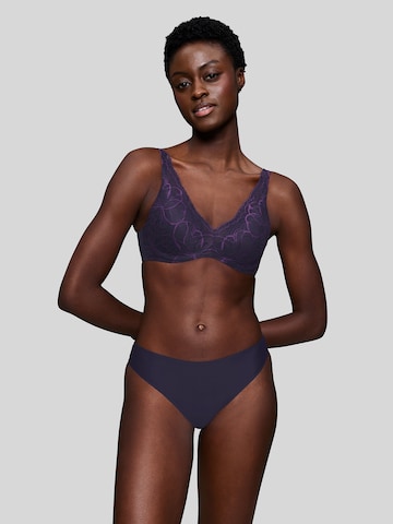 TRIUMPH Tai-Slip ' Red Label Body Make-Up Illusion Lace ' in Blau