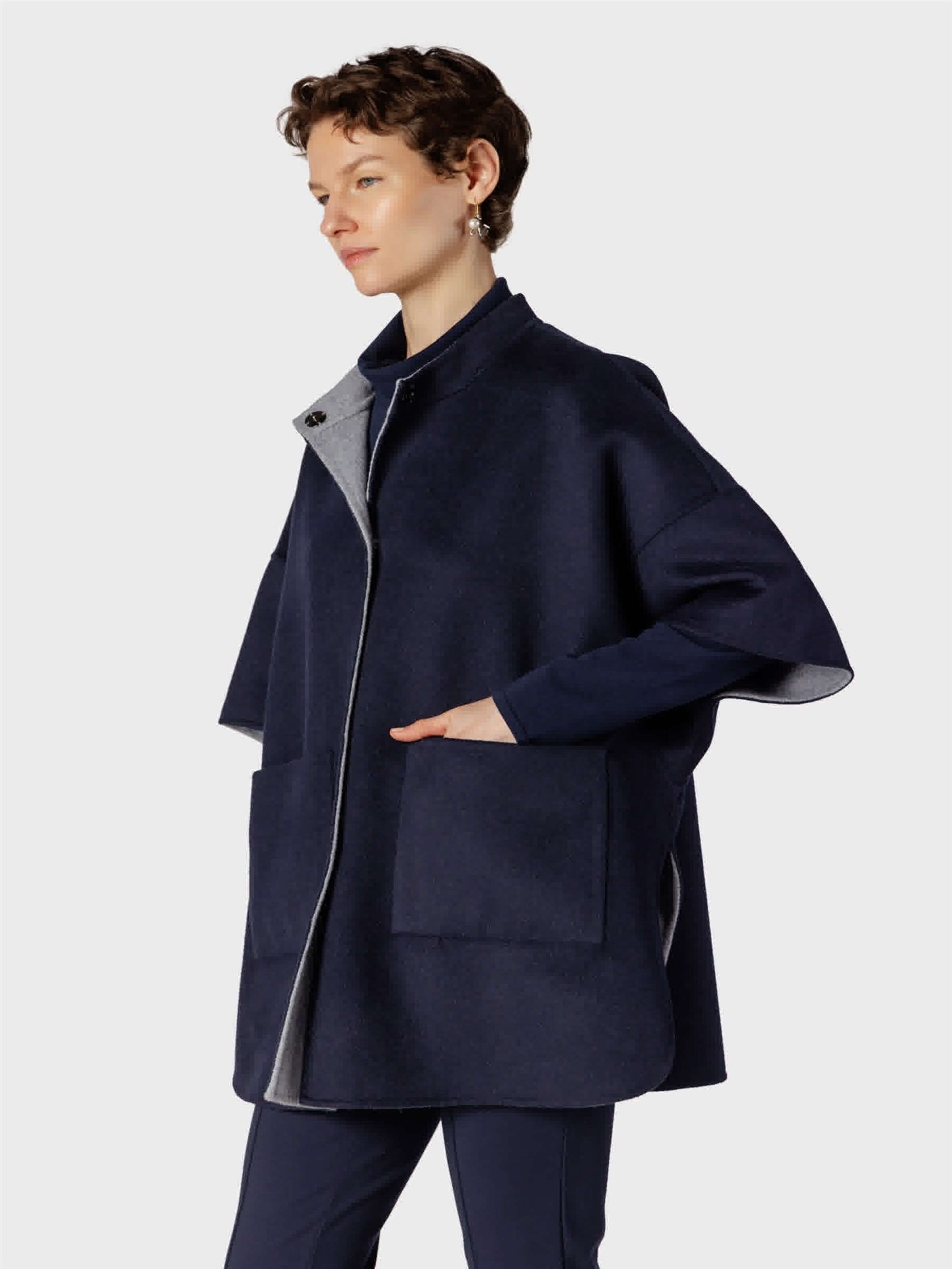 NAULOVER Cape in Blau: Seite