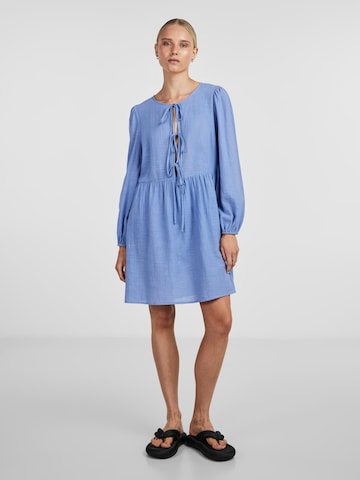 Rochie 'JALLY' de la PIECES pe albastru