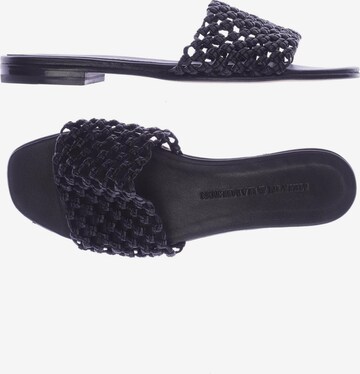 MELVIN & HAMILTON Sandals & High-Heeled Sandals in 39 in Black: front