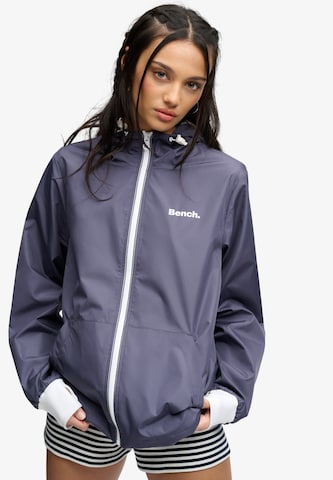 Veste mi-saison 'Bench X Superdry & Co' BENCH en bleu : devant