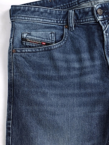 DIESEL Slimfit Jeans 'THOMMER-R R07XR'‌‌‌ in Blau