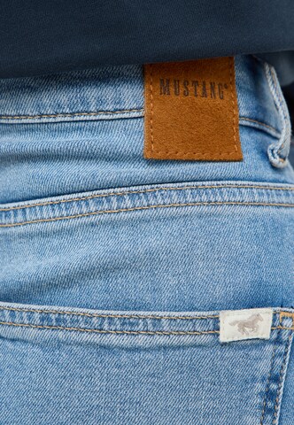MUSTANG Loosefit Jeans Hose 'Luise' in Blau