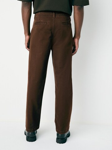 Next Regular Hose in Braun