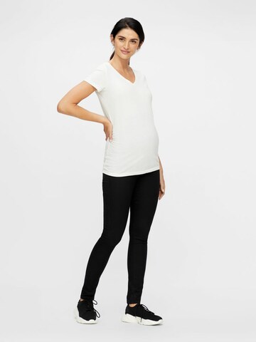 MAMALICIOUS Slimfit Jeans 'JULIANE' in Zwart