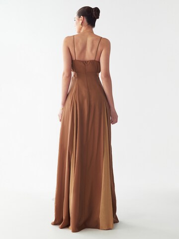 St MRLOHaljina 'Della' - smeđa boja: stražnji dio