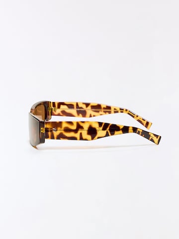 Bershka Sonnenbrille in Braun