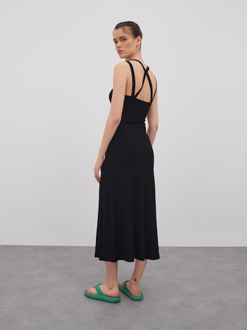 EDITED Dress 'Iva' in Black