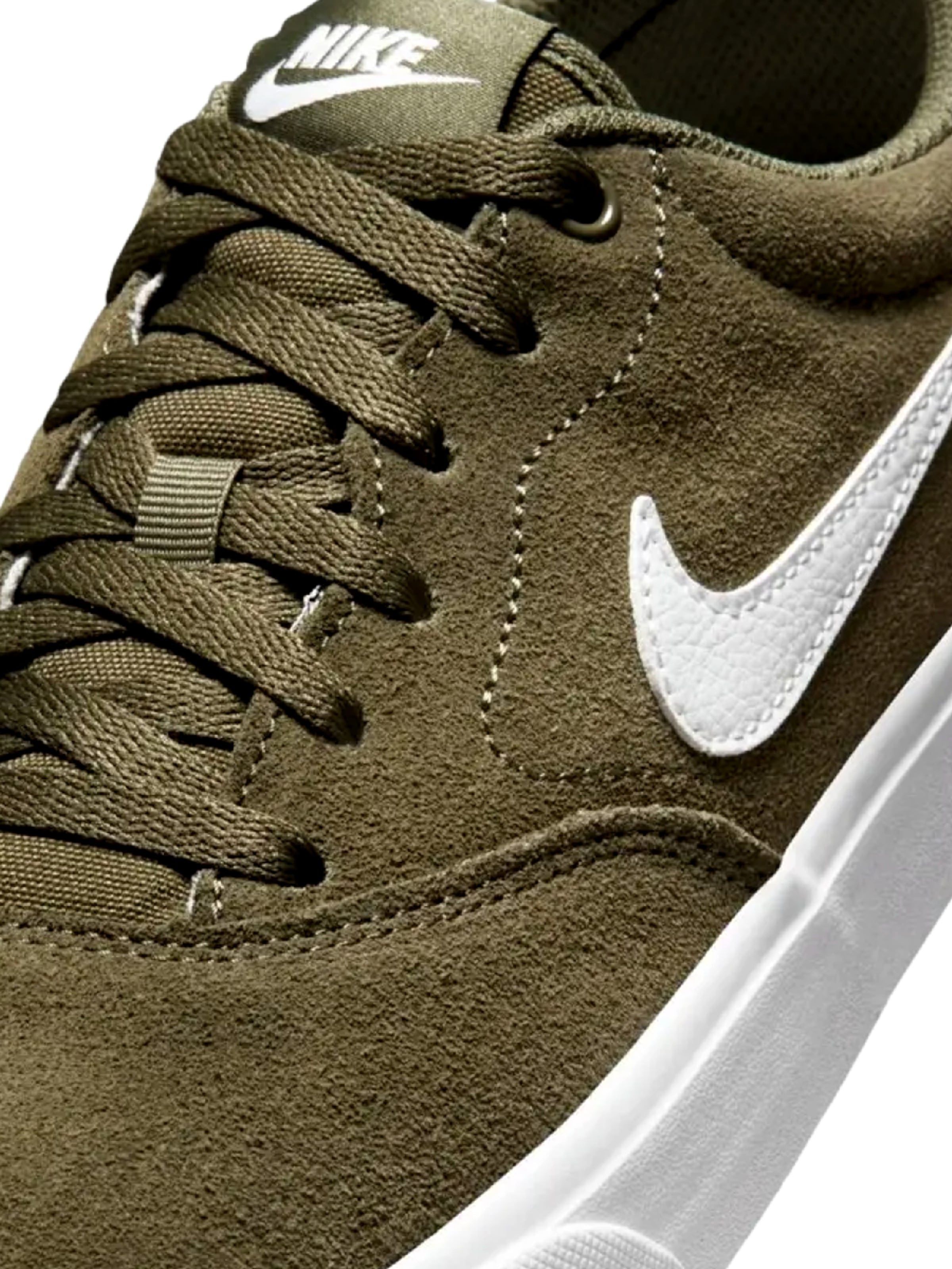NIKE Sneakersy niskie 'Charge' w kolorze zielony