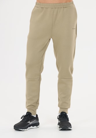 Virtus Loosefit Sweathose 'Taro V2' in Beige: Vorderseite