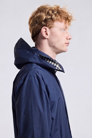 Aquascutum Active Between-Seasons Parka in Blue