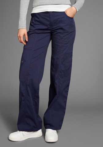 KangaROOS Regular Cargo Pants in Blue: front