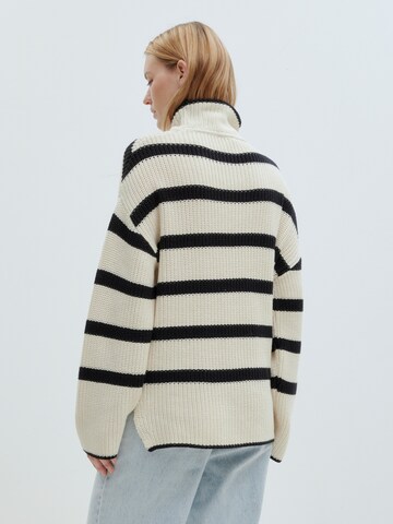 Pull-over 'Senja' EDITED en beige