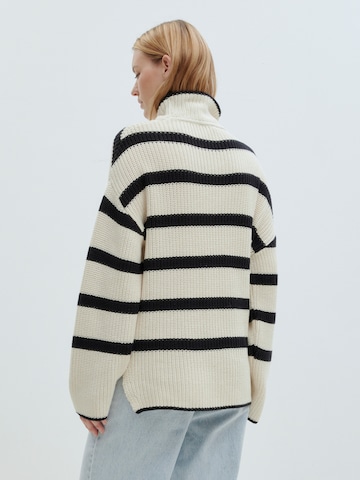 EDITED Sweter 'Senja' w kolorze beżowy