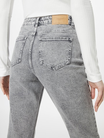 Regular Jeans 'Brenda' de la VERO MODA pe gri