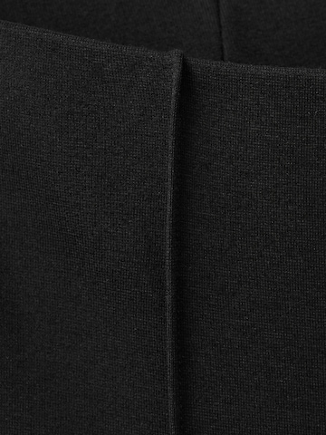 MANGO Дънки Bootcut Клин 'DELFI' в черно