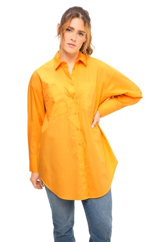 Studio Untold Blouse in Yellow: front