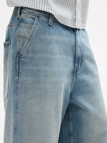 Pull&Bear Baggy Jeans i blå