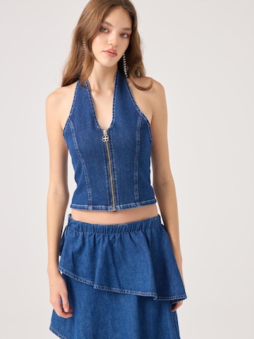 HOLLY LOLLY Top in Blue: front
