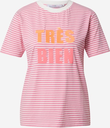 Zwillingsherz Shirt 'Très Bien' in Pink: front