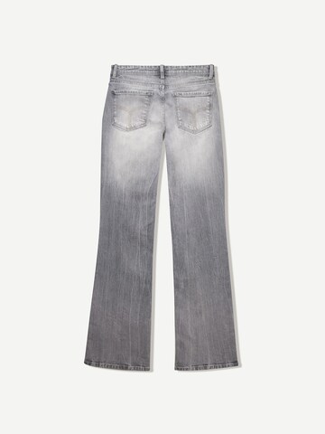 Bootcut Jean Bershka en gris