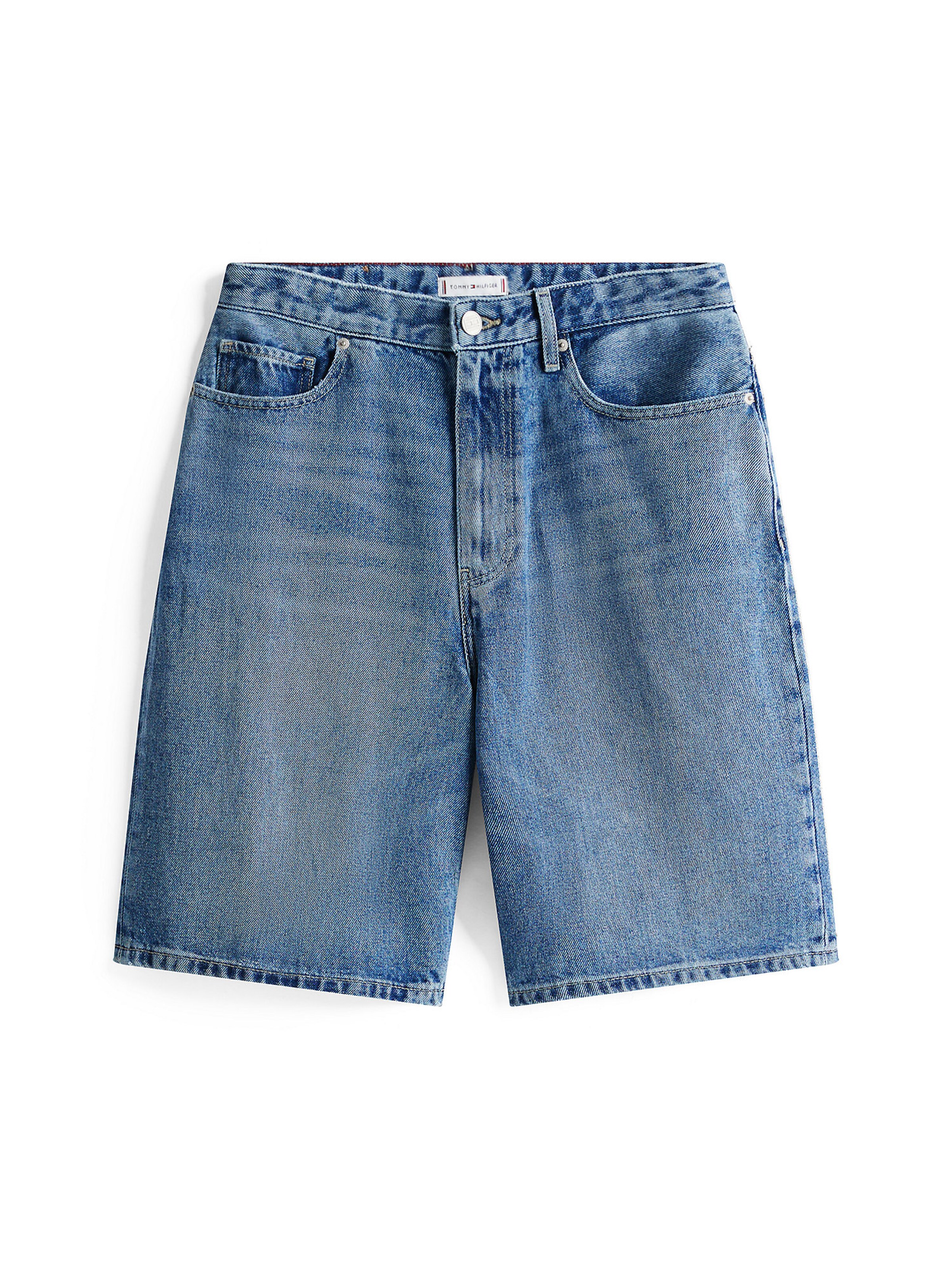 TOMMY HILFIGER Shorts 'Heritage' in blue denim, Produktansicht