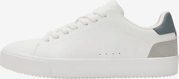 Pull&Bear Matalavartiset tennarit värissä valkoinen: etupuoli