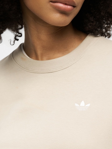Sweat-shirt 'Essentials' ADIDAS ORIGINALS en beige