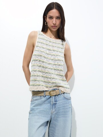 Pull&Bear Knitted top in Beige: front