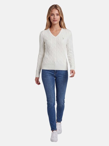 U.S. POLO ASSN. Sweater in White