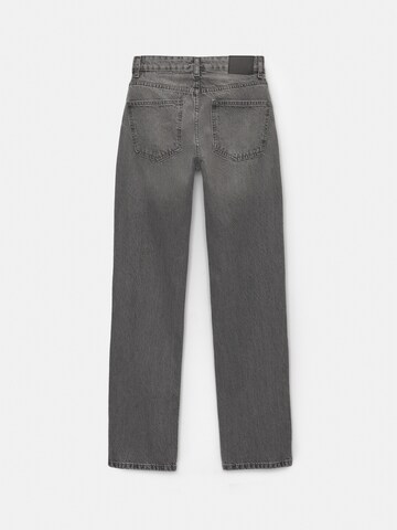 Pull&Bear regular Jeans i grå