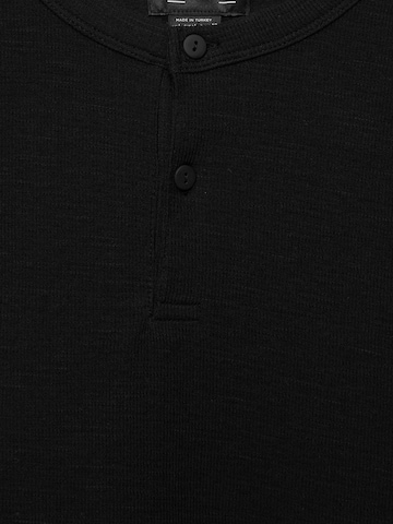 Pull&Bear Тениска в черно