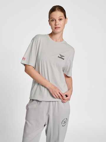 Hummel Sportshirt in Grau