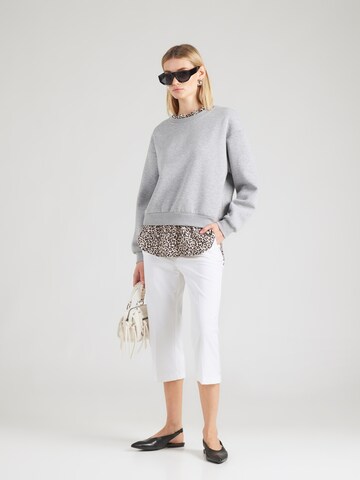 Felpa 'Clara' di ABOUT YOU in grigio
