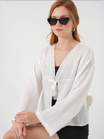 Bigdart Blouse in White