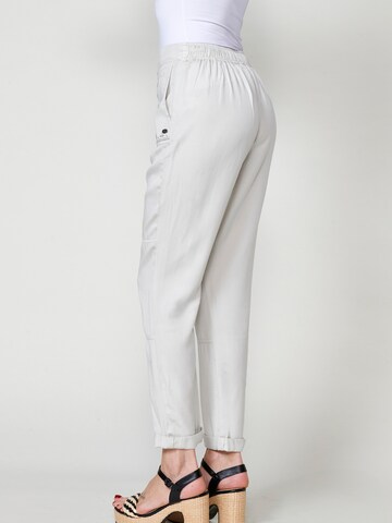 regular Pantaloni di KOROSHI in bianco