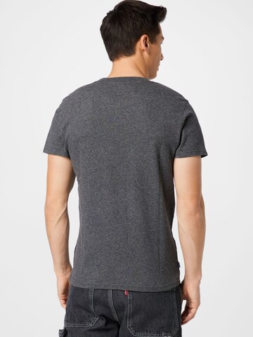 Superdry T-Shirt in Grau