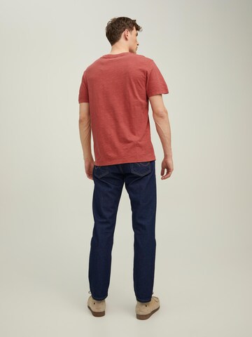 JACK & JONES T-Shirt 'CARLYLE' in Rot