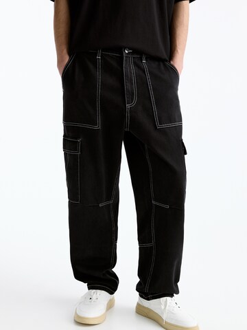 Loosefit Pantaloni eleganți de la Pull&Bear pe negru: față