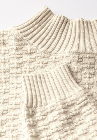 STREET ONE Pullover in Beige